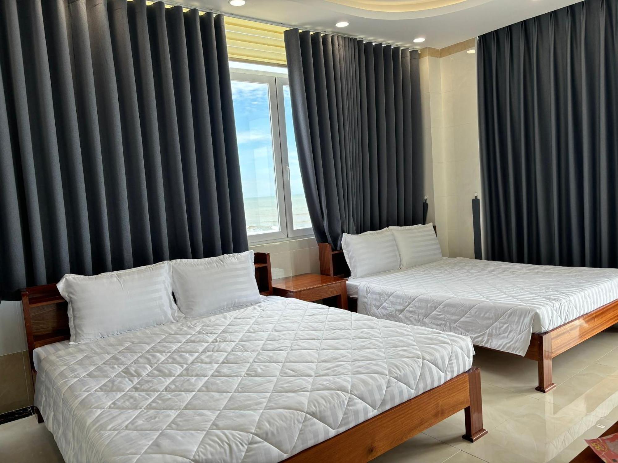 Khach San A68 Hotel Long My Buitenkant foto