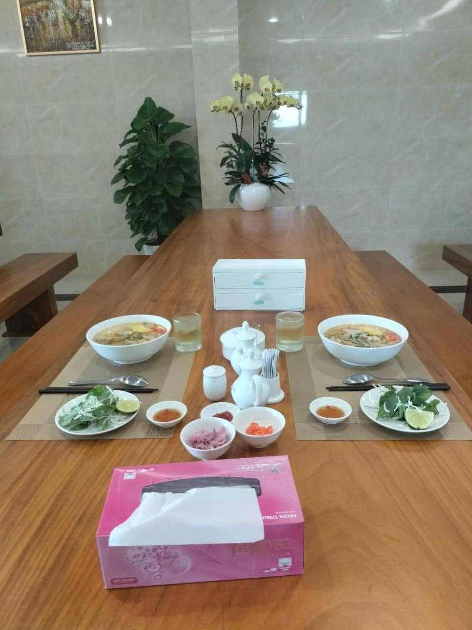 Khach San A68 Hotel Long My Buitenkant foto
